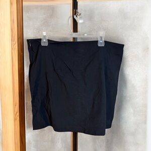 Avia Black Mini Pencil Skorts Casual